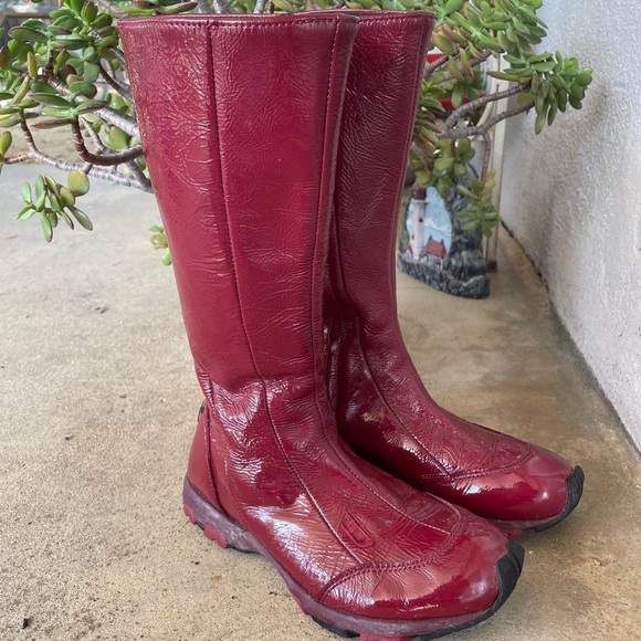 SOLD Diesel Boots - Picture 2 of 4